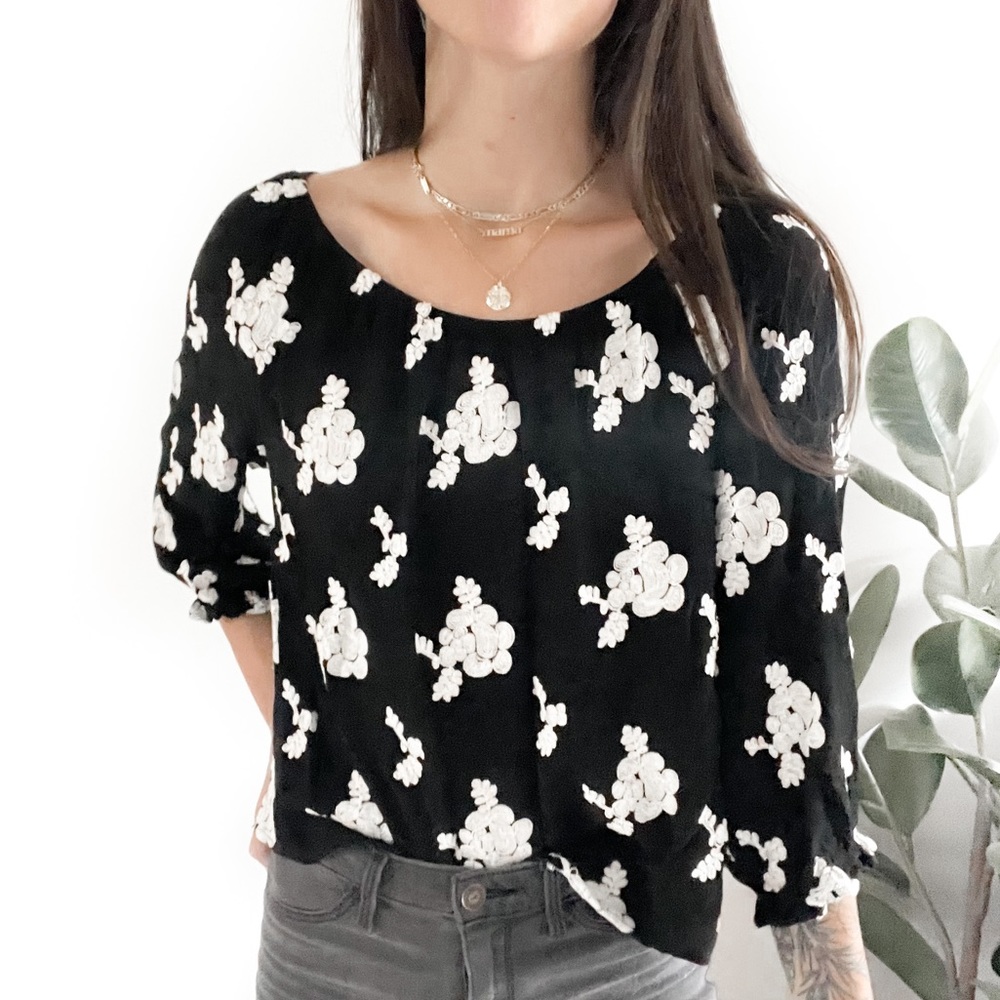 Anthropologie Eri + Ali Floral Embroidered Blouse